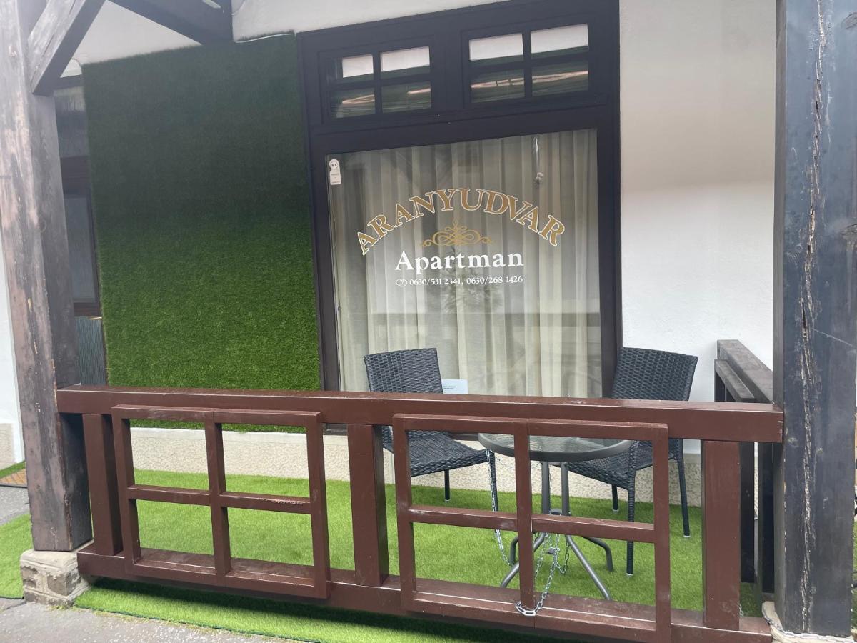 Aranyudvar Apartman Еґер Екстер'єр фото